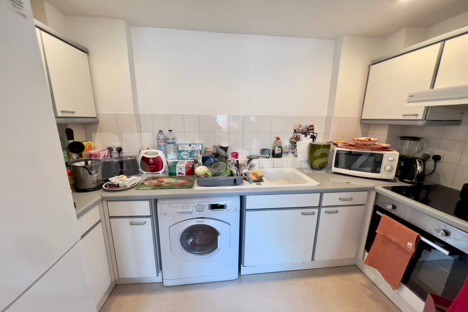 Two bedrooomed garden apartment in Pimlico Lupus Street, Pimlico